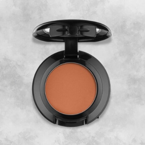 NYX Professional Makeup Eyeshadow Long Lasting High Pigmented Easy to Blend NWT - Picture 1 of 3